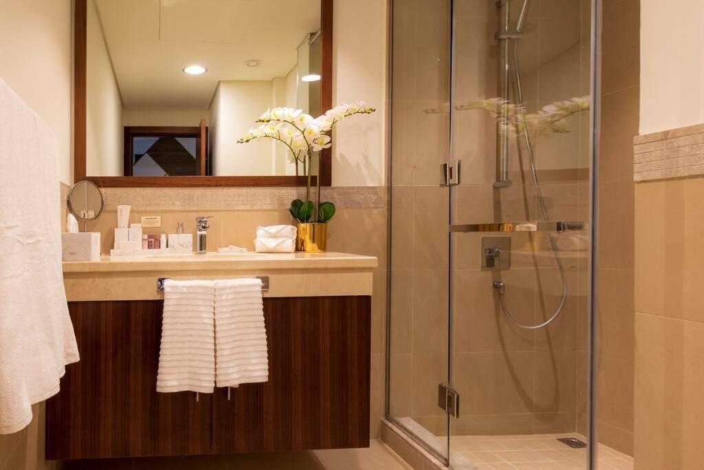 First Class 3Br With Full Burj Khalifa And Fountain View Dubái Exterior foto