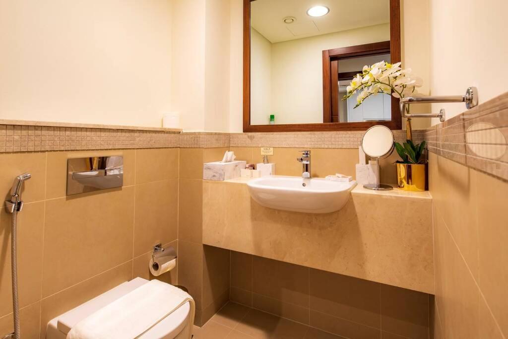 First Class 3Br With Full Burj Khalifa And Fountain View Dubái Exterior foto