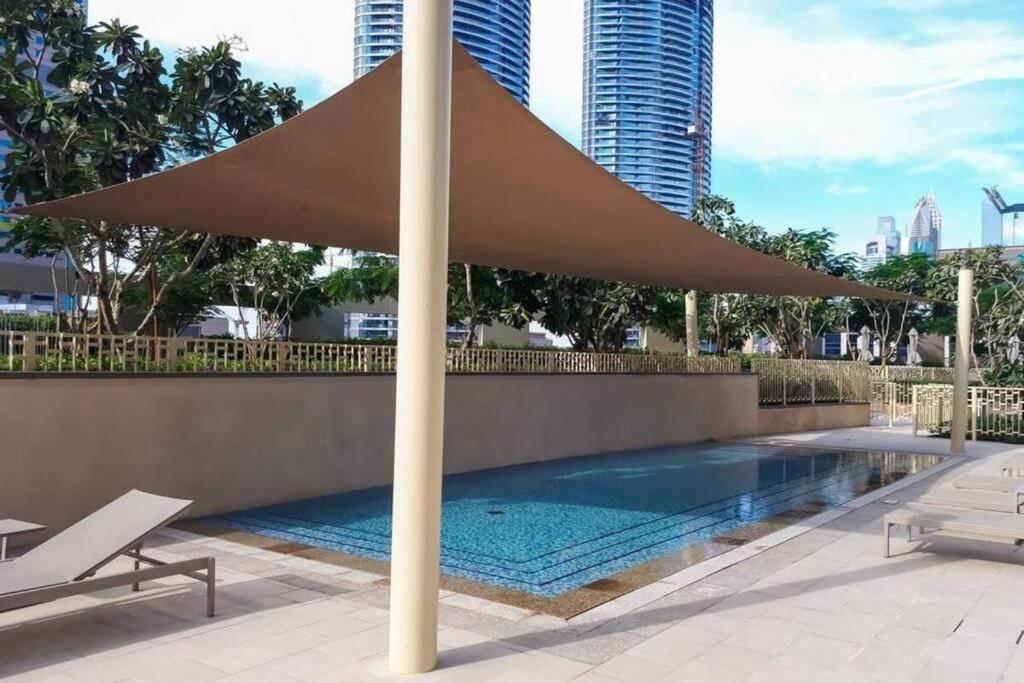 First Class 3Br With Full Burj Khalifa And Fountain View Dubái Exterior foto