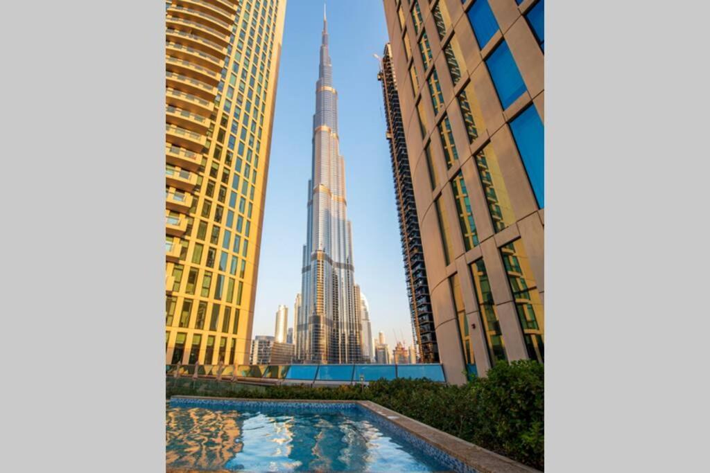First Class 3Br With Full Burj Khalifa And Fountain View Dubái Exterior foto